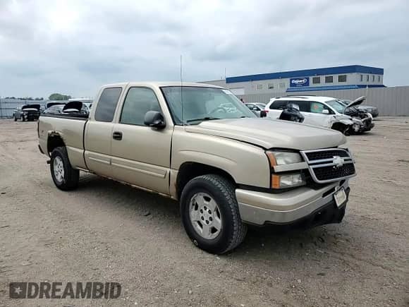 2006 Chevrolet Silverado 1500 LT1 with VIN 1GCEK19VX6Z229410, listed as a Copart auction lot 67941945 with 140,966 mi miles and Salvage title. Bid and sale history available at DreamBid. Image 13.
