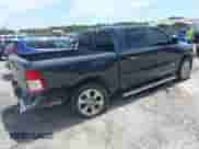 2020 Ram 1500 Big Horn z VIN 1C6RREFT7LN158197, wystawiony jako IAAI lot #42560432 z przebiegiem 101 065 mil mil oraz . Historia ofert i sprzedaży dostępna na DreamBid. Obrazek 4.