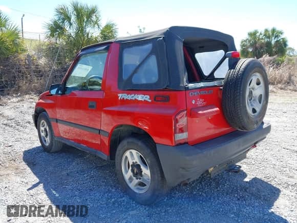 1998 Chevrolet Tracker с VIN 2CNBE1866W6924835, выставлен на аукционе IAAI как лот 41821459 с пробегом 54 512 миль миль и . История ставок и продаж доступна на DreamBid. Изображение 3.