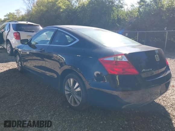 2008 Honda Accord EX with VIN 1HGCS12748A015194, listed as a IAAI auction lot 43404280 with 239,249 mi miles and . Bid and sale history available at DreamBid. Image 3.