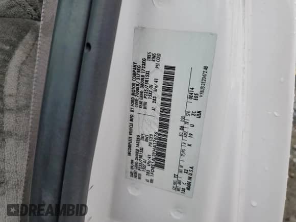 2000 Ford Econoline Cargo Recreational with VIN 1FDRE14L3YHA17676, listed as a Copart auction lot 58571465 with 174,129 mi miles and Salvage title. Bid and sale history available at DreamBid. Image 13.