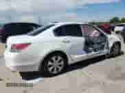 2008 Honda Accord EX-L с VIN JHMCP26818C032319, выставлен на аукционе Copart как лот 70415795 с пробегом 127 475 миль миль и Списание • Salvage title. История ставок и продаж доступна на DreamBid. Изображение 3.
