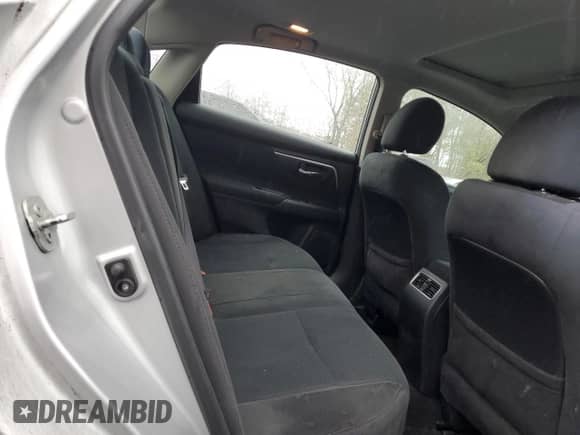 2015 Nissan Altima SV с VIN 1N4AL3APXFC198088, выставлен на аукционе Copart как лот 85904345 с пробегом 161 262 миль миль и Списание • Salvage title. История ставок и продаж доступна на DreamBid. Изображение 10.