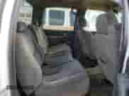 2005 Chevrolet Silverado 1500HD LS с VIN 1GCGK13U15F837731, выставлен на аукционе Copart как лот 81183584 с пробегом Не указан миль и Списание • Salvage title. История ставок и продаж доступна на DreamBid. Изображение 10.