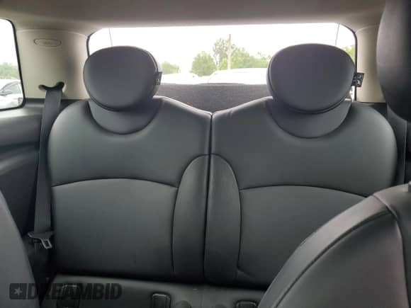 2013 MINI Hardtop with VIN WMWSU3C55DT546767, listed as a Copart auction lot 61287115 with 181,711 mi miles and Clean title. Bid and sale history available at DreamBid. Image 10.