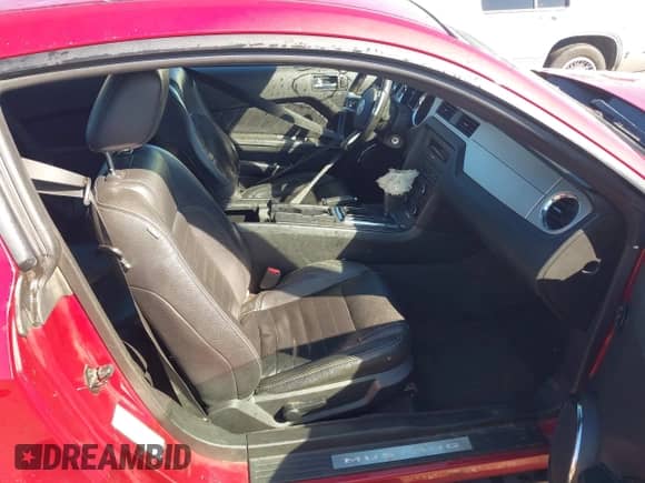 2012 Ford Mustang Premium с VIN 1ZVBP8AM0C5211028, выставлен на аукционе IAAI как лот 41751885 с пробегом 203 355 миль миль и . История ставок и продаж доступна на DreamBid. Изображение 5.