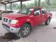 2011 Nissan Frontier Pro-4X z VIN 1N6AD0EV6BC448156, wystawiony jako IAAI lot #42466102 z przebiegiem 119 067 mil mil oraz . Historia ofert i sprzedaży dostępna na DreamBid. Obrazek 2.