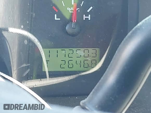 2007 Ford F-150 XL с VIN 1FTRF12W47KC02366, выставлен на аукционе IAAI как лот 42814800 с пробегом 117 250 миль миль и . История ставок и продаж доступна на DreamBid. Изображение 15.