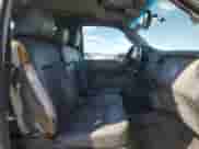 2013 Ford F-250 XL z VIN 1FT7X2A64DEA52619, wystawiony jako Copart lot #56963475 z przebiegiem 187 519 mil mil oraz Czysty tytuł • Clean title. Historia ofert i sprzedaży dostępna na DreamBid. Obrazek 10.