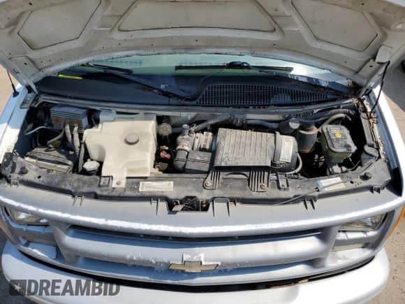 2001 Chevrolet City Express Cargo with VIN 1GCGG25R811106575, listed as a Copart auction lot 63235394 with 158,955 mi miles and Clean title. Bid and sale history available at DreamBid. Image 12.