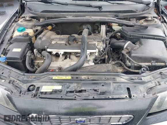 2004 Volvo S60 с VIN YV1RS59V042391619, выставлен на аукционе IAAI как лот 42961213 с пробегом 205 357 миль миль и . История ставок и продаж доступна на DreamBid. Изображение 10.