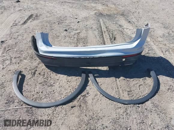 2018 Volkswagen Tiguan S с VIN 3VV1B7AX2JM067704, выставлен на аукционе IAAI как лот 43461547 с пробегом 103 620 миль миль и . История ставок и продаж доступна на DreamBid. Изображение 12.