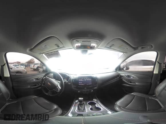 2021 Chevrolet Traverse LT z VIN 1GNERHKW4MJ233642, wystawiony jako IAAI lot #43240454 z przebiegiem 55 052 mil mil oraz . Historia ofert i sprzedaży dostępna na DreamBid. Obrazek 18.