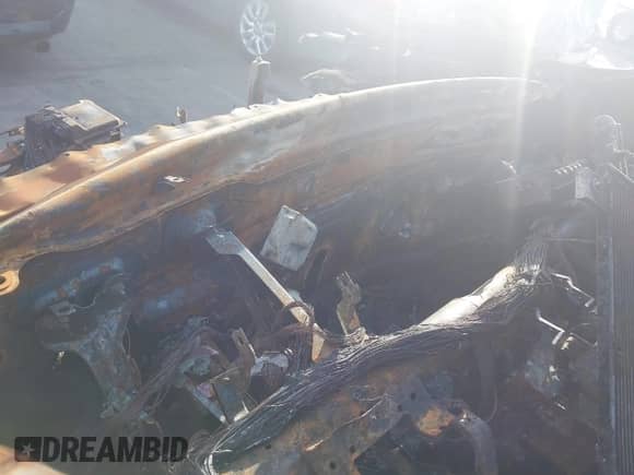 2014 Nissan Pathfinder Platinum Hybrid with VIN 5N1CR2MM4EC638247, listed as a IAAI auction lot 42067363 with Not provided miles and . Bid and sale history available at DreamBid. Image 7.