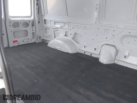 2012 Ford Econoline Cargo Recreational z VIN 1FTNE2EL9CDB27462, wystawiony jako IAAI lot #43012415 z przebiegiem 267 479 mil mil oraz . Historia ofert i sprzedaży dostępna na DreamBid. Obrazek 8.