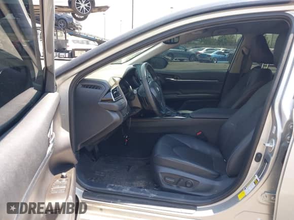 2023 Toyota Camry Hybrid XSE с VIN 4T1K31AK7PU049751, выставлен на аукционе IAAI как лот 42458440 с пробегом 43 721 миль миль и . История ставок и продаж доступна на DreamBid. Изображение 5.