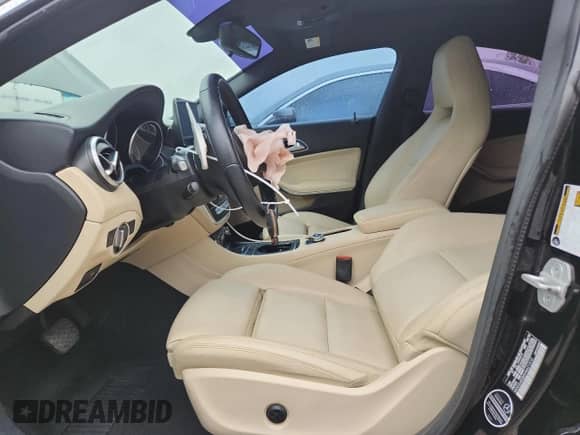 2017 Mercedes-Benz CLA 250 с VIN WDDSJ4EB0HN421910, выставлен на аукционе Copart как лот 71287695 с пробегом 149 464 миль миль и На запчасти • Non repairable. История ставок и продаж доступна на DreamBid. Изображение 7.