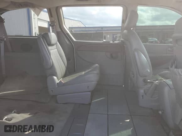 2006 Dodge Grand Caravan SXT with VIN 2D4GP44L76R820549, listed as a Copart auction lot 87423505 with 115,869 mi miles and Salvage title. Bid and sale history available at DreamBid. Image 11.