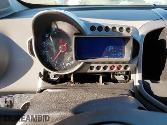 2013 Chevrolet Sonic LTZ with VIN 1G1JE6SB5D4212391, listed as a Copart auction lot 48918535 with 137,757 mi miles and Salvage title. Bid and sale history available at DreamBid. Image 9.
