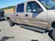 2004 Chevrolet Silverado 2500HD LS с VIN 1GCHK23U24F156776, выставлен на аукционе IAAI как лот 43290541 с пробегом 156 392 миль миль и . История ставок и продаж доступна на DreamBid. Изображение 6.