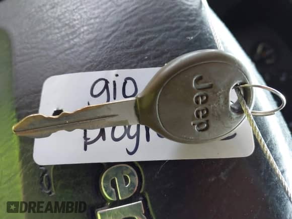 2004 Jeep Grand Cherokee с VIN 1J8GX48SX4C329289, выставлен на аукционе IAAI как лот 41631610 с пробегом 212 362 миль миль и . История ставок и продаж доступна на DreamBid. Изображение 11.