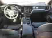 2019 Volvo S60 R-Design с VIN 7JR102FM4KG003862, выставлен на аукционе Copart как лот 80722365 с пробегом 32 343 миль миль и Списание • Salvage title. История ставок и продаж доступна на DreamBid. Изображение 8.