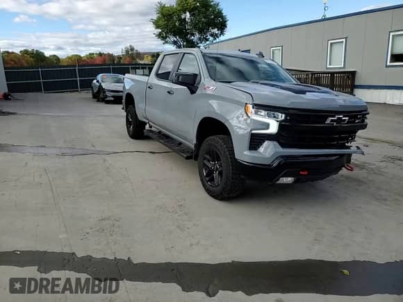 2024 Chevrolet Silverado 1500 LT Trail Boss with VIN 3GCPDFEK9RG262995, listed as a Copart auction lot 76137444 with 12,474 mi miles and Salvage title. Bid and sale history available at DreamBid. Image 11.