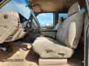 1998 Chevrolet Silverado 1500 z VIN 1GCEC19R3WR111344, wystawiony jako Copart lot #70771365 z przebiegiem 215 634 mil mil oraz Szkoda całkowita • Salvage title. Historia ofert i sprzedaży dostępna na DreamBid. Obrazek 7.