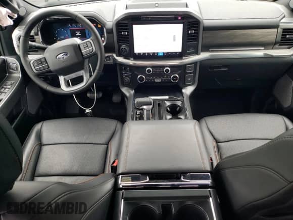 2025 Ford F-150 Lariat с VIN 1FTFW5LD5SFA45844, выставлен на аукционе Copart как лот 55835155 с пробегом 868 миль миль и Списание • Salvage title. История ставок и продаж доступна на DreamBid. Изображение 8.