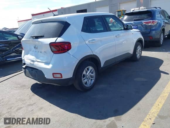 2024 Hyundai Venue SE с VIN KMHRB8A33RU298201, выставлен на аукционе IAAI как лот 43252185 с пробегом 38 914 миль миль и . История ставок и продаж доступна на DreamBid. Изображение 4.