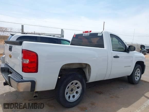 2013 Chevrolet Silverado 1500 Work Truck z VIN 1GCNCPEX5DZ223714, wystawiony jako IAAI lot #41871823 z przebiegiem 153 595 mil mil oraz . Historia ofert i sprzedaży dostępna na DreamBid. Obrazek 13.