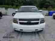2009 Chevrolet Suburban 2LT z VIN 1GNFC26009R221425, wystawiony jako Copart lot #59505755 z przebiegiem 282 828 mil mil oraz Szkoda całkowita • Salvage title. Historia ofert i sprzedaży dostępna na DreamBid. Obrazek 5.