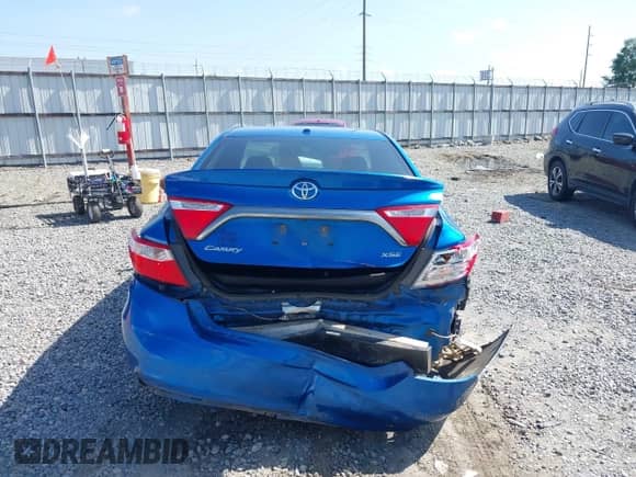 2017 Toyota Camry XLE с VIN 4T1BF1FK0HU655796, выставлен на аукционе IAAI как лот 42760592 с пробегом 236 567 миль миль и . История ставок и продаж доступна на DreamBid. Изображение 16.
