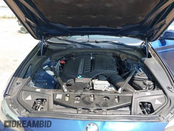 2016 BMW 5 Series 535i xDrive с VIN WBA5B3C59GG253471, выставлен на аукционе IAAI как лот 42444472 с пробегом 105 552 миль миль и . История ставок и продаж доступна на DreamBid. Изображение 10.