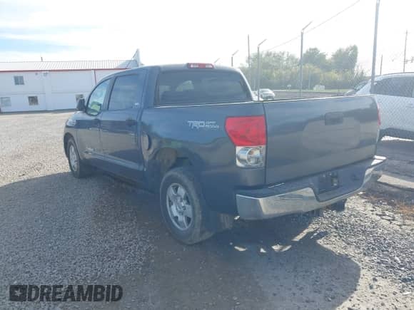 2007 Toyota Tundra SR5 с VIN 5TBDV54177S470531, выставлен на аукционе IAAI как лот 43384027 с пробегом 177 532 миль миль и . История ставок и продаж доступна на DreamBid. Изображение 3.