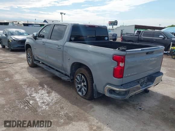 2024 Chevrolet Silverado 1500 LT z VIN 2GCUDDED0R1157361, wystawiony jako IAAI lot #43033954 z przebiegiem 54 137 mil mil oraz . Historia ofert i sprzedaży dostępna na DreamBid. Obrazek 3.