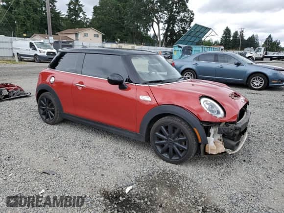 2017 MINI Hardtop Cooper S with VIN WMWXP7C5XH2A44825, listed as a Copart auction lot 62732485 with 110,393 mi miles and Salvage title. Bid and sale history available at DreamBid. Image 4.