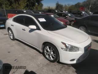 2014 Nissan Maxima SV z VIN 1N4AA5APXEC482563, wystawiony jako IAAI lot #34583717 z przebiegiem 140 760 mil mil oraz . Historia ofert i sprzedaży dostępna na DreamBid. Obrazek 1.