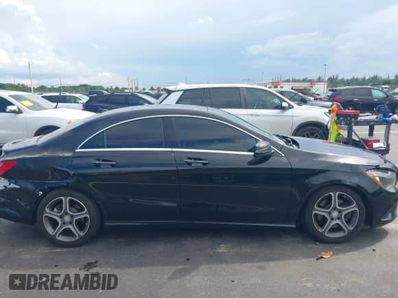 2015 Mercedes-Benz CLA 250 with VIN WDDSJ4GB4FN198507, listed as a IAAI auction lot 43293847 with 109,447 mi miles and . Bid and sale history available at DreamBid. Image 13.