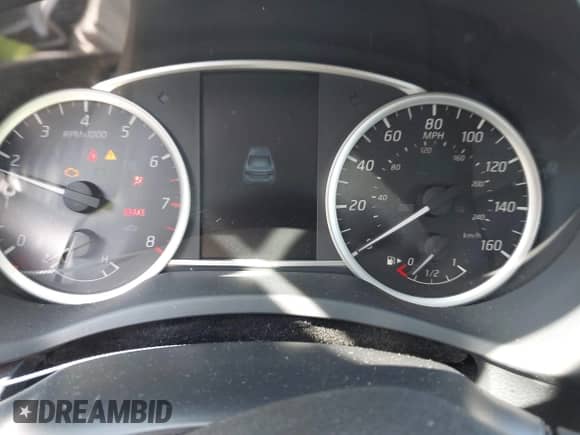 2017 Nissan Sentra SR with VIN 3N1AB7AP1HY224384, listed as a IAAI auction lot 43244197 with 87,090 mi miles and . Bid and sale history available at DreamBid. Image 7.