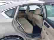 2015 Nissan Altima S с VIN 1N4AL3AP7FN890135, выставлен на аукционе IAAI как лот 41284022 с пробегом 272 865 миль миль и . История ставок и продаж доступна на DreamBid. Изображение 8.