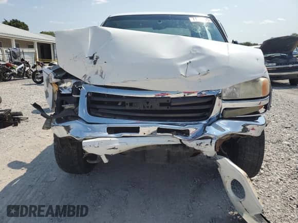 2004 GMC Sierra 1500 SLE z VIN 1GTEK19V44Z328527, wystawiony jako Copart lot #71717325 z przebiegiem Nie podano mil oraz Czysty tytuł • Clean title. Historia ofert i sprzedaży dostępna na DreamBid. Obrazek 5.