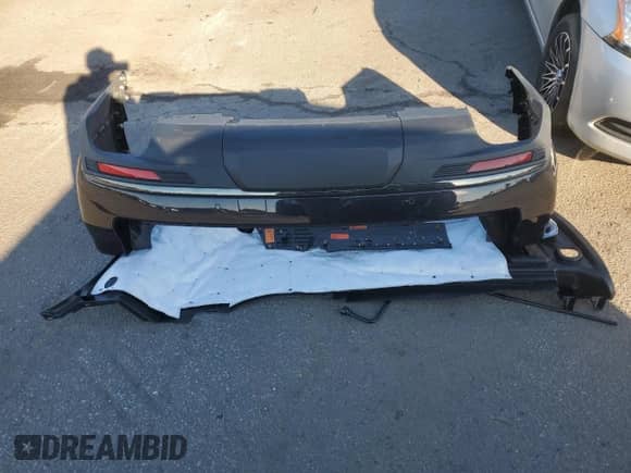 2022 Chevrolet Suburban с VIN 1GNSKDKL0NR301797, выставлен на аукционе Copart как лот 45292695 с пробегом 20 779 миль миль и Списание • Salvage title. История ставок и продаж доступна на DreamBid. Изображение 13.