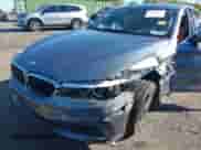 2019 BMW 5 Series 530e xDrive z VIN WBAJB1C52KB471728, wystawiony jako IAAI lot #42894152 z przebiegiem 39 666 mil mil oraz . Historia ofert i sprzedaży dostępna na DreamBid. Obrazek 6.