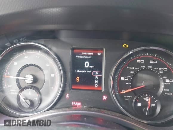 2012 Dodge Charger SE z VIN 2C3CDXBG2CH297295, wystawiony jako IAAI lot #43344494 z przebiegiem 206 149 mil mil oraz . Historia ofert i sprzedaży dostępna na DreamBid. Obrazek 7.