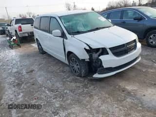 2016 Dodge Grand Caravan SE Plus with VIN 2C4RDGBGXGR170252, listed as a IAAI auction lot 41385171 with 205,424 mi miles and . Bid and sale history available at DreamBid. Image 1.