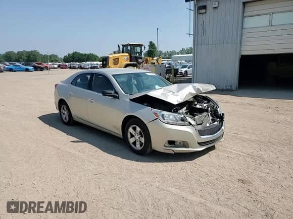 2015 Chevrolet Malibu LS z VIN 1G11B5SL5FF286218, wystawiony jako Copart lot #59315605 z przebiegiem 203 763 mil mil oraz Czysty tytuł • Clean title. Historia ofert i sprzedaży dostępna na DreamBid. Obrazek 14.