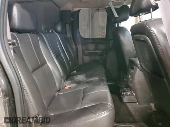 2011 GMC Sierra 1500 SLT z VIN 1GTR2WE34BZ160355, wystawiony jako Copart lot #84388894 z przebiegiem 285 978 mil mil oraz Szkoda całkowita • Salvage title. Historia ofert i sprzedaży dostępna na DreamBid. Obrazek 10.