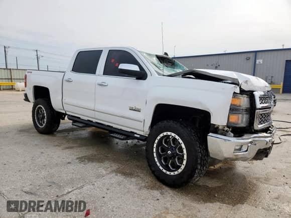 2015 Chevrolet Silverado 1500 LTZ z VIN 3GCUKSEC4FG386999, wystawiony jako Copart lot #71452275 z przebiegiem 179 542 mil mil oraz Szkoda całkowita • Salvage title. Historia ofert i sprzedaży dostępna na DreamBid. Obrazek 4.
