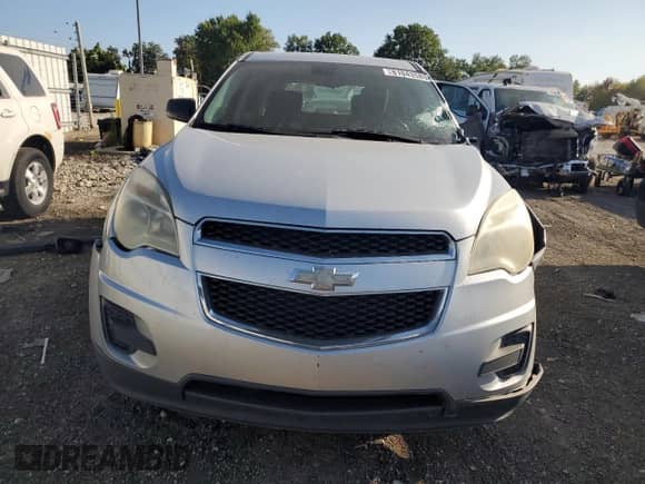 2011 Chevrolet Equinox LS with VIN 2CNALBEC8B6441844, listed as a Copart auction lot 81043585 with 117,224 mi miles and Clean title. Bid and sale history available at DreamBid. Image 5.